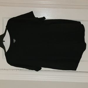 Old Navy Black T-shirt